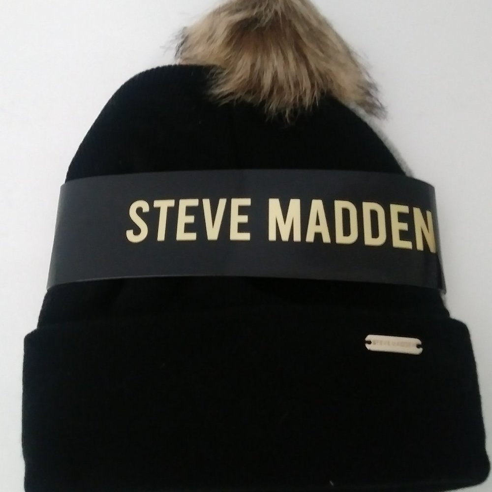 Steve Madden Mens 2 PC. Beanie Set